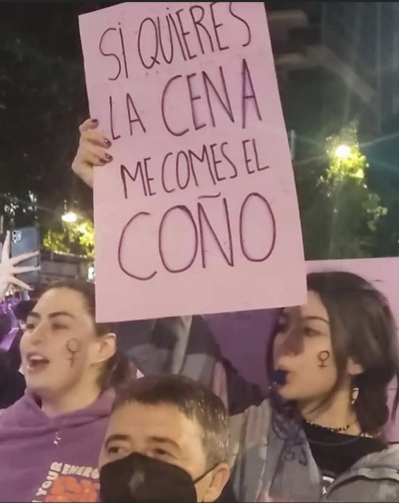 Parejas4211's tweet photo. #mesientocaliente
#rico https://t.co/GIpjd8PIxm