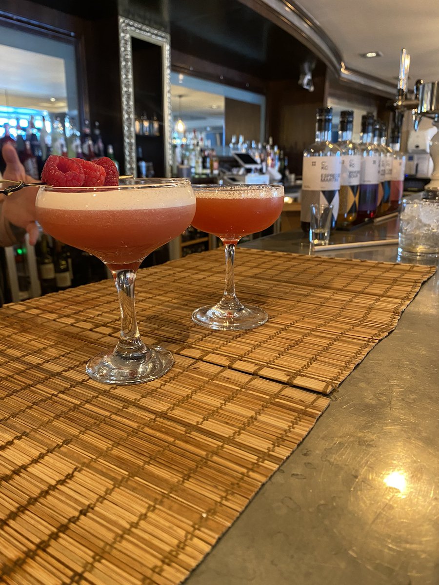 NoreastDrinks's tweet photo. Quick tour of Wexford town. Spoilt for choice…@SLambertSons @SkyAndTheGround https://t.co/NfTUj67eLA