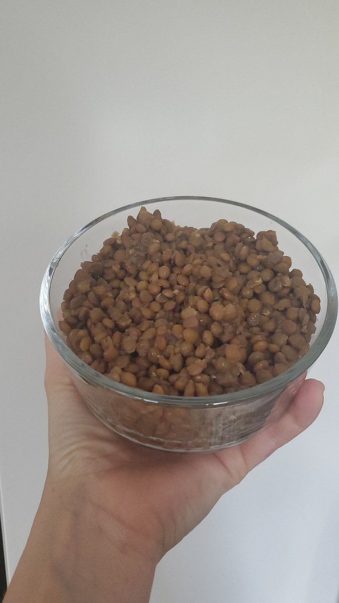 SheSprouts's tweet image. I was always so afraid of cooking #lentils...first time and I think they are perfect. Now someone tell me what to do with them! Haha #RecipeOfTheDay