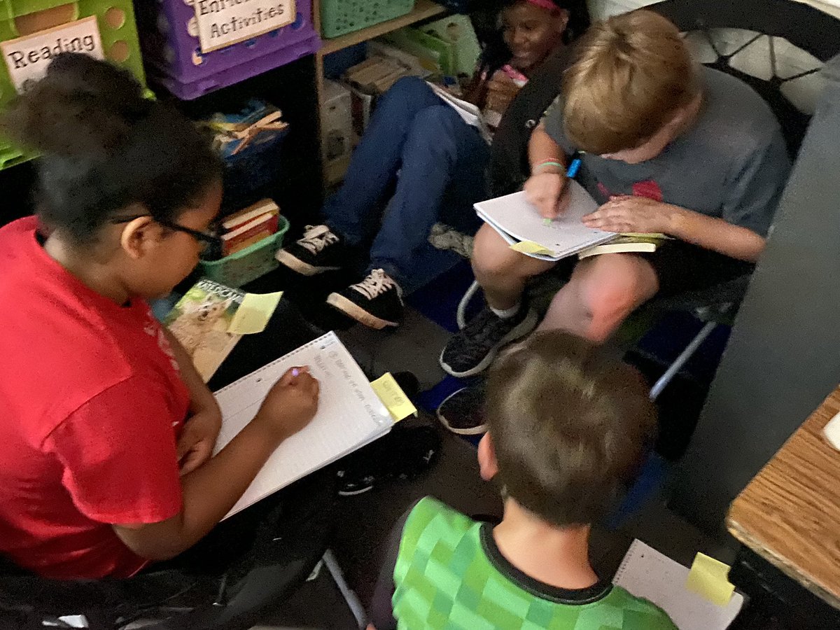 StarnesScholars's tweet photo. Excitement is 🔛!!
Book clubs have started! 📚 I can’t wait to see all the places they go in their stories! 💜💜
@gheeagles #4thgradeROCKS #bookclubTIME https://t.co/dNUC3ZQkgx