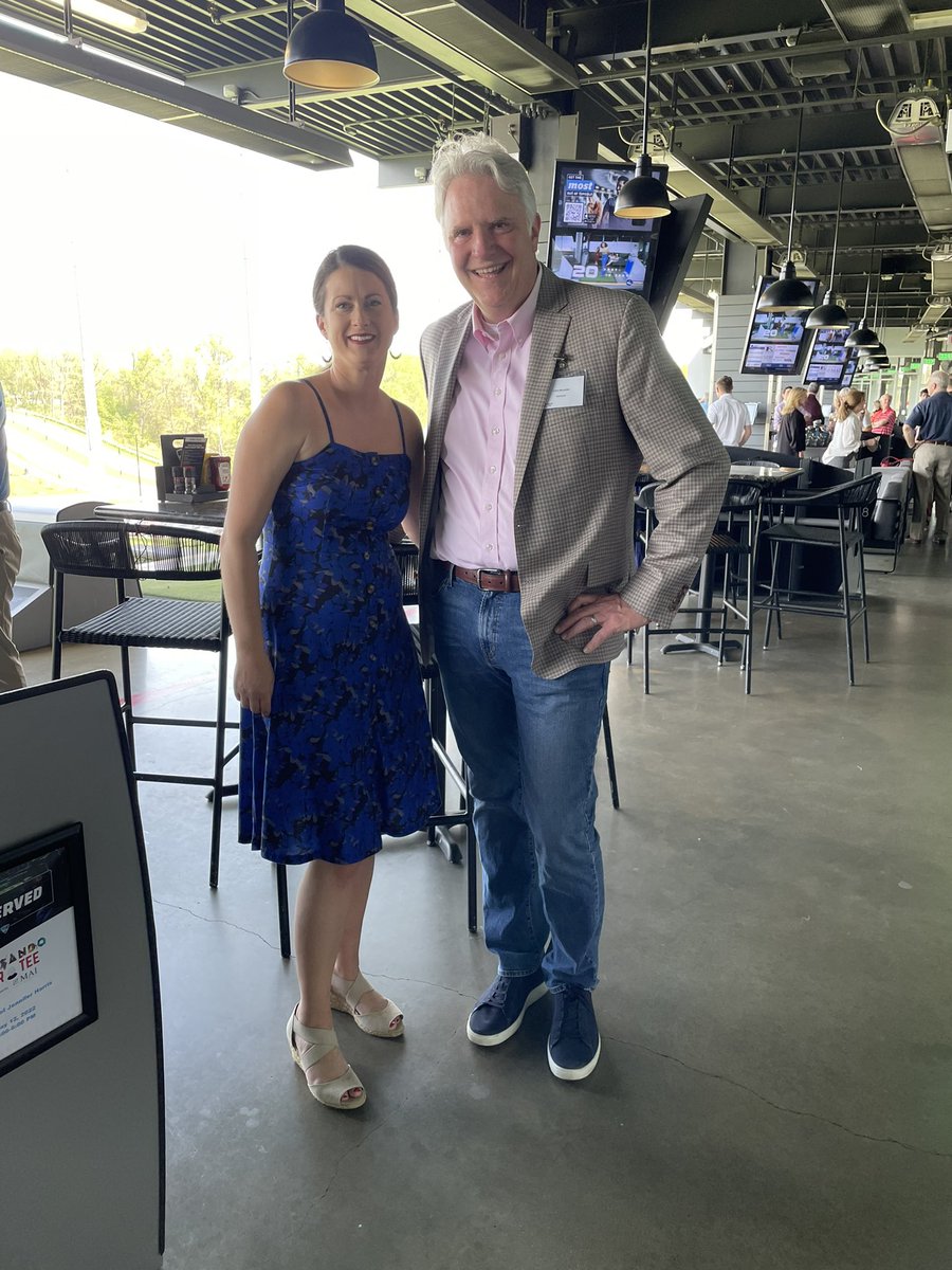 chrisronayne's tweet photo. Honored to be this year’s Glissando Honoree @RaineyInstitute The honor goes to the kids & #TeamRainey who enrich students through arts based experiential learning. Way to go. Keep a good thing growing. And thanks to all who boldly stepped up to the Tee @Topgolf in support! #Fore https://t.co/gdbyvh7lou