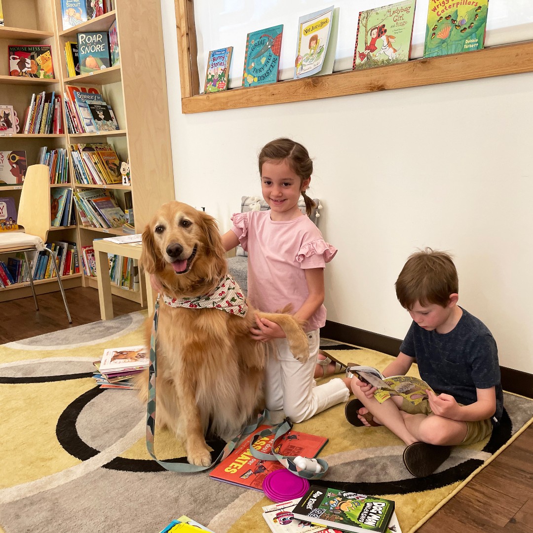 HandinPawAL's tweet photo. THANK YOU to Rachel Miller and her children for hosting a book drive for our Sit, Stay Read library!π Rachel's workplace, Diligent, had their Global Day of Service today so they stopped by and donated all the books they had gathered! β€οΈ #handinpaw #bookdrive #sitstayread https://t.co/kCCtOgnvEX
