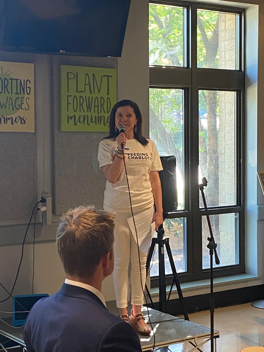 SVPCLT's tweet photo. "Food is Love, Not Waste"  
Great to start our morning by supporting @FeedingClt with their Coffee &amp; Conversation fundraiser! If you care about #climatechange and #foodinsecurity, this organization is doing AWESOME work and growing their impact.  Get Involved today! https://t.co/iX6rV3ddir