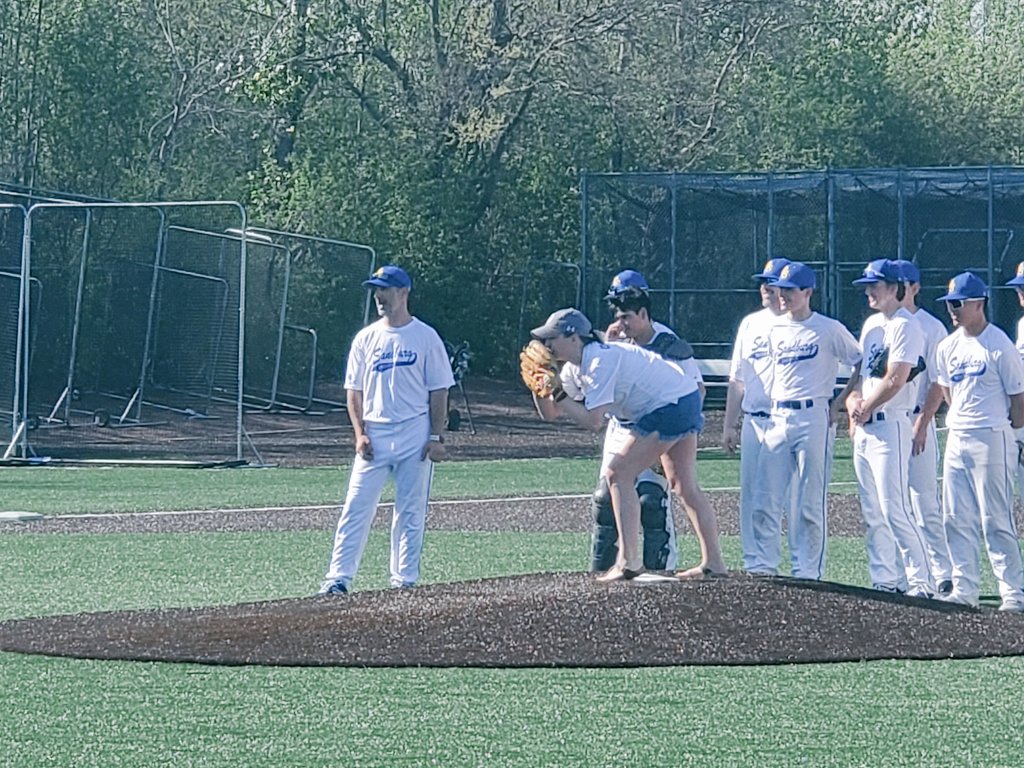 SandburgHS's tweet photo. Special moment for @csbaseball1 and Susie Kreis. @CoachKreis was a special individual and friend to our students,  staff,  and community.  He will be missed forever.  Thank you for everything! @CHSD230 @Rnolting21 @DSmithCSHS https://t.co/6dmLGWWfBd