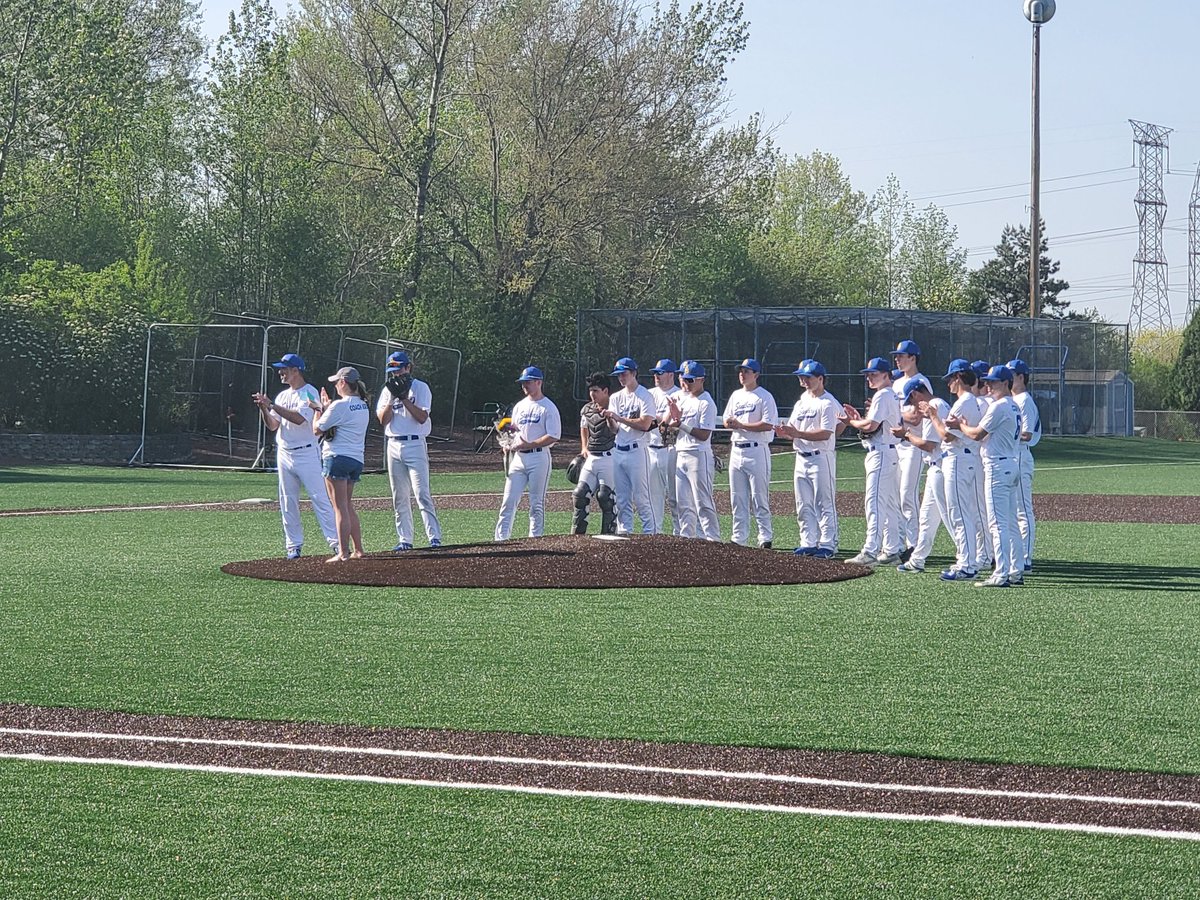 SandburgHS's tweet photo. Special moment for @csbaseball1 and Susie Kreis. @CoachKreis was a special individual and friend to our students,  staff,  and community.  He will be missed forever.  Thank you for everything! @CHSD230 @Rnolting21 @DSmithCSHS https://t.co/6dmLGWWfBd