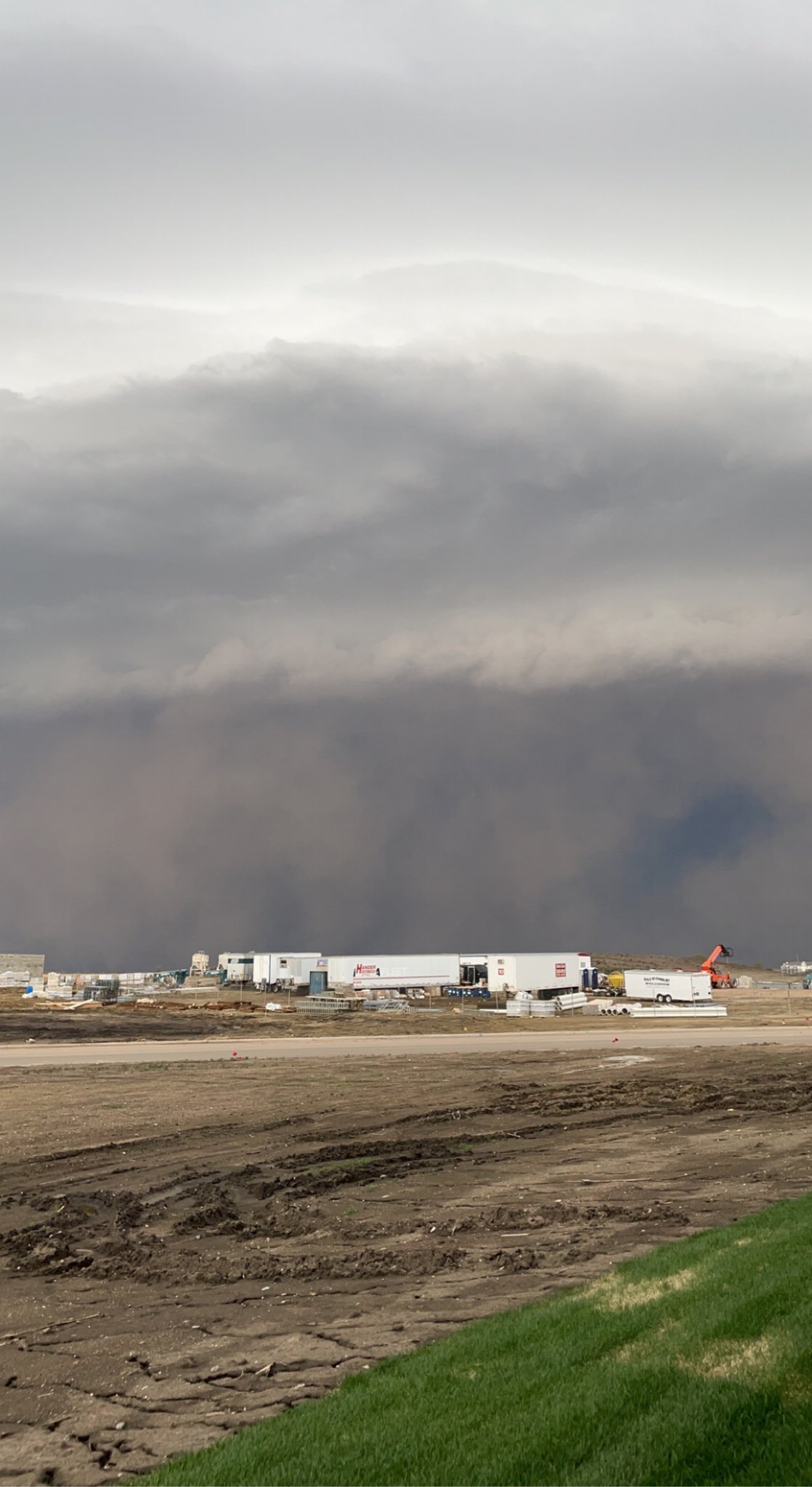Cory Martin on Twitter "Pics from my family of the severe weather rolling into Sioux Falls. All