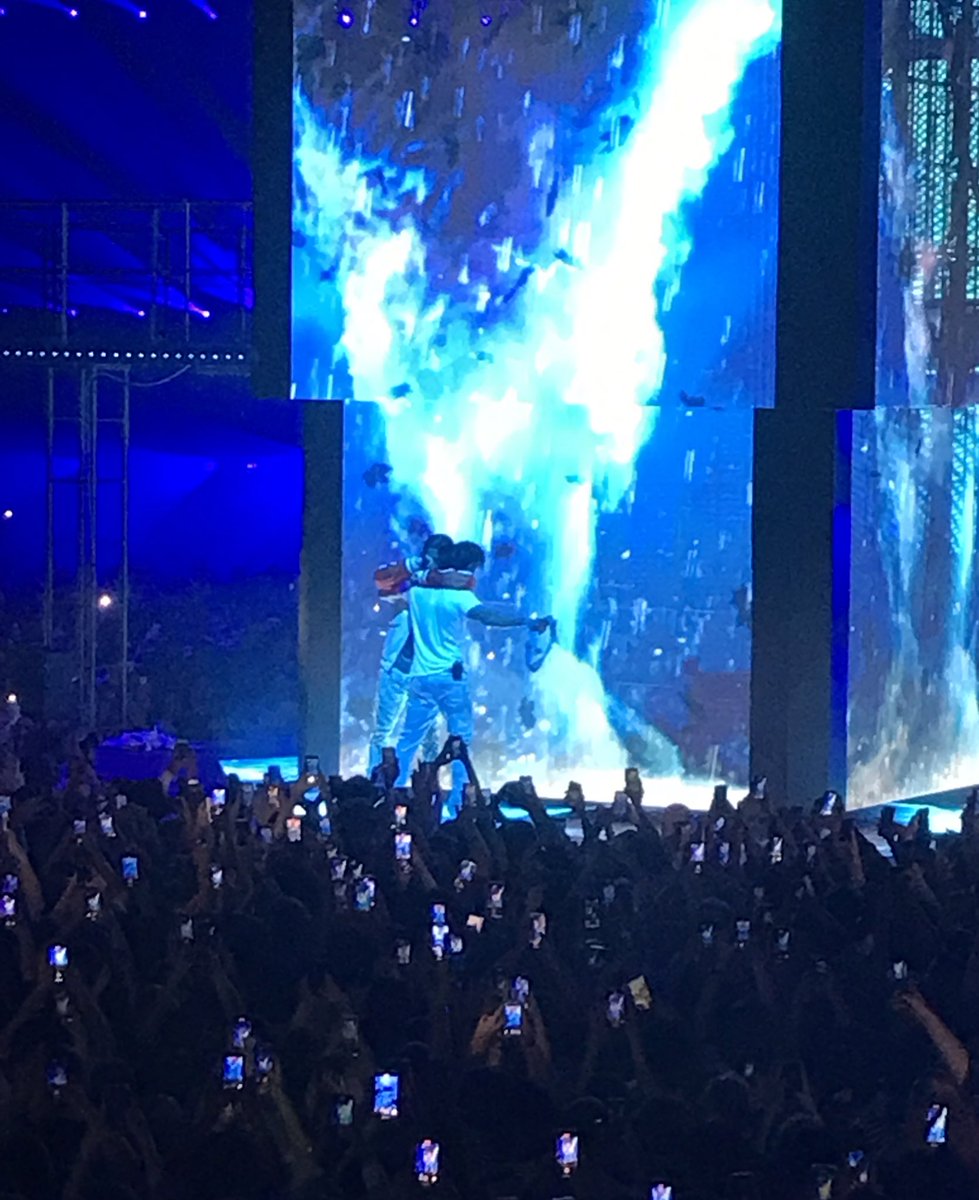 m_13Id's tweet photo. 🫀#PNLTOUR2022 #pnlstrasbourg https://t.co/n1vfbV47Pp