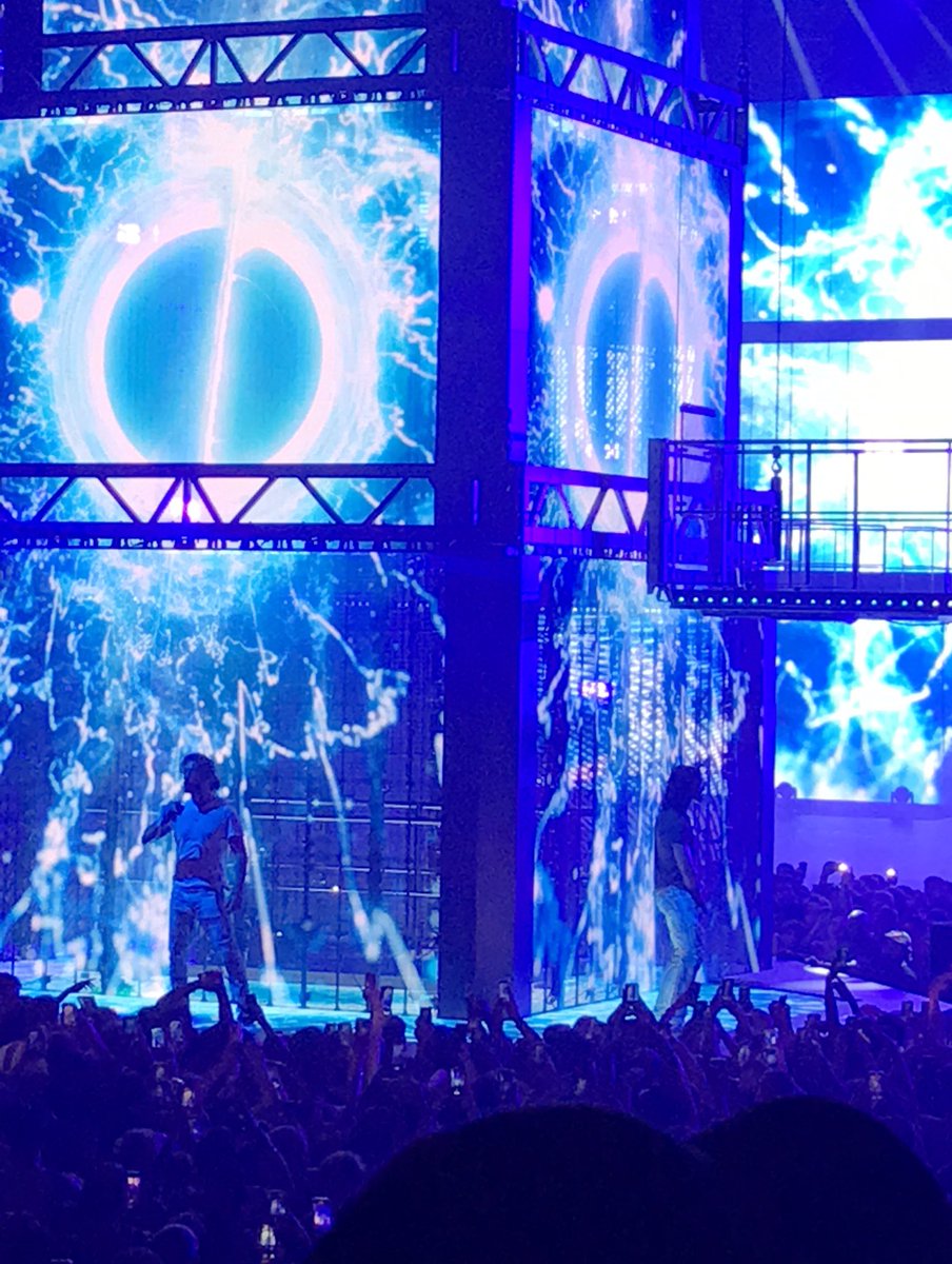 m_13Id's tweet photo. 🫀#PNLTOUR2022 #pnlstrasbourg https://t.co/n1vfbV47Pp
