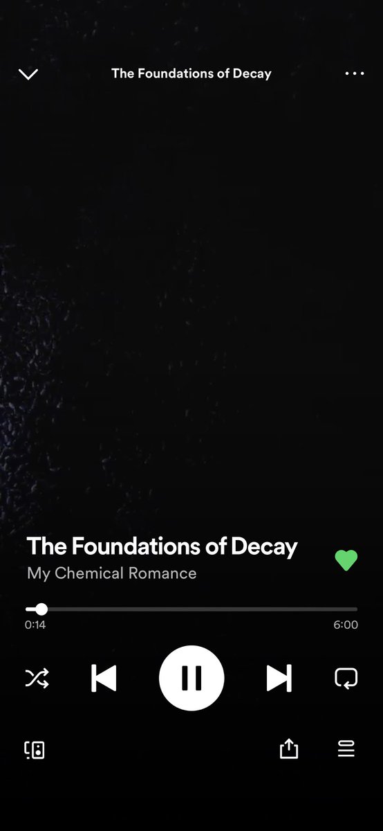MCROfficialST's tweet photo. NEW MCR SONG OUT NOW https://t.co/PPSyw4ot8g