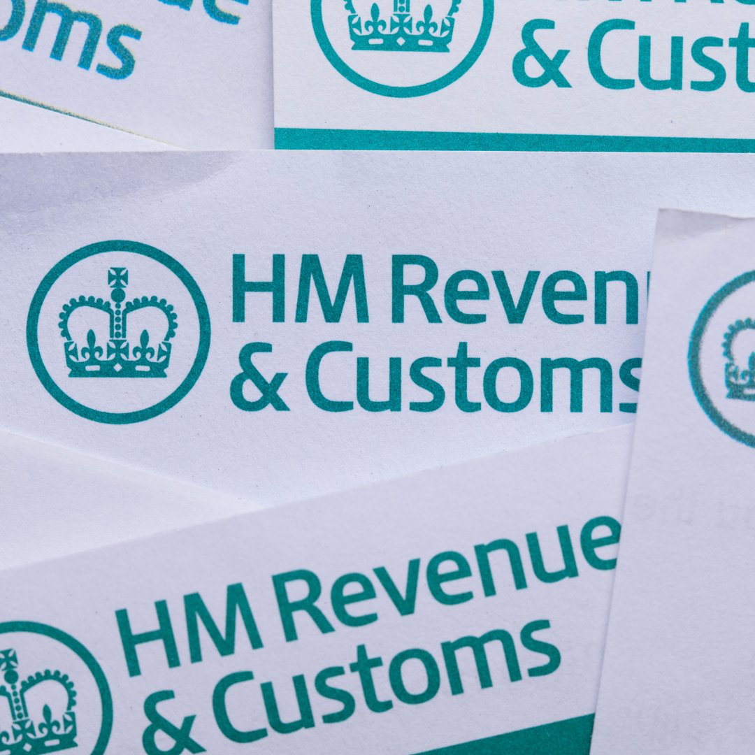 BrooksonLegal's tweet photo. What should businesses look for while evaluating IR35?
Head of Legal Services, Matt Fryer, looks at this and other issues in more depth in the latest OnRec article.
Read : https://t.co/9T8RQGIdUT
#IR35 #HMRC #softlanding #privatesector #compliance #process #recruiters #onrec https://t.co/DFaLoGFhJG