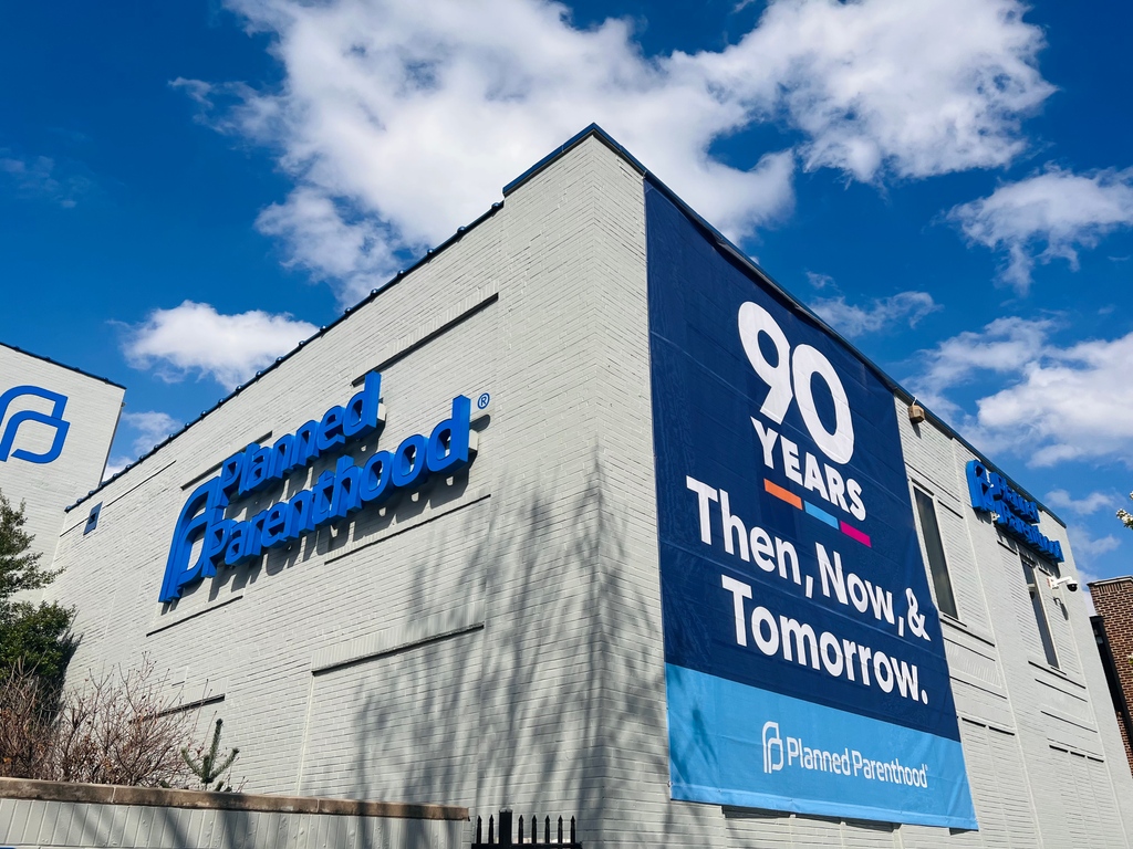 ppgreatrivers's tweet photo. Our love for the St. Louis & Southwest Missouri community is made to last. ๐ You've relied on us for expert sexual and reproductive health care for 90 years, and we're just getting started. #90YearsThenNowTomorrow #EvolutionofCare https://t.co/JuP2vPv5Bp