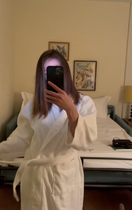 Watch Viktoriia 💛💙 Aliko's leaked NSFW photo on TwXstars