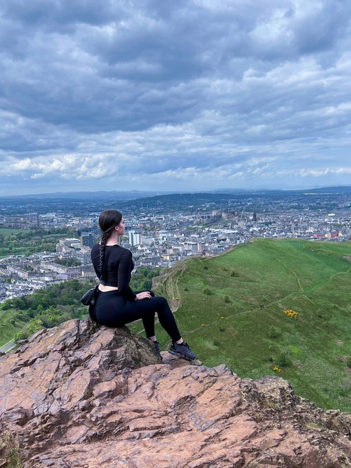 Arthur’s seat, Edinburgh ⚔️
I’ve fallen absolutely in love with this city, with this country. Can’t wait