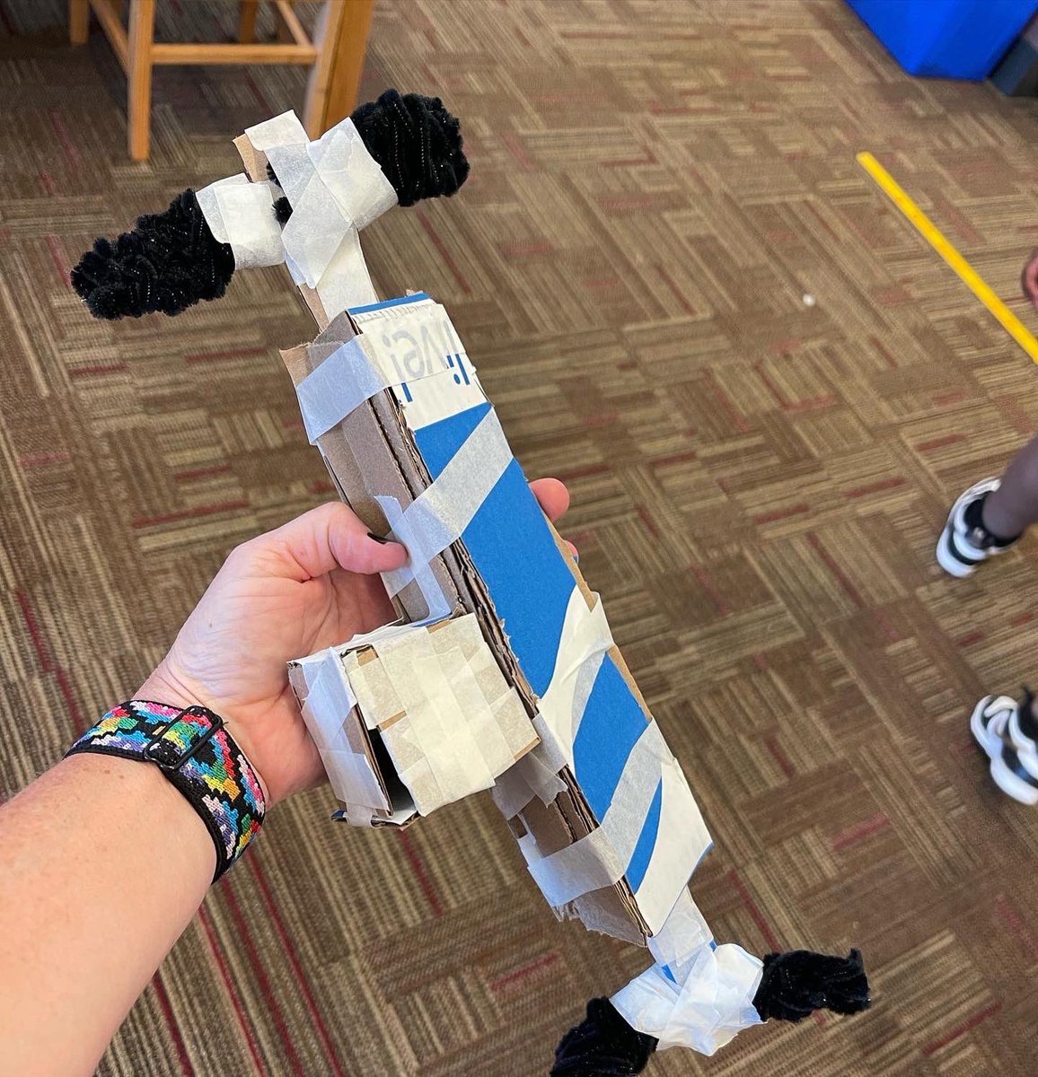 MsRosie_library's tweet photo. Mousetonaut build. Listen to a book read from the cupola of the @iss and then lots and lots of research and building. Watch our morning YouTube channel to see a few “commercials” to hear Ss broadcast from space.
🐁🌖🌍📚🛰
#library @vocalccsd #lowerelementary @JamesSimonsMont https://t.co/tZV10iesYf