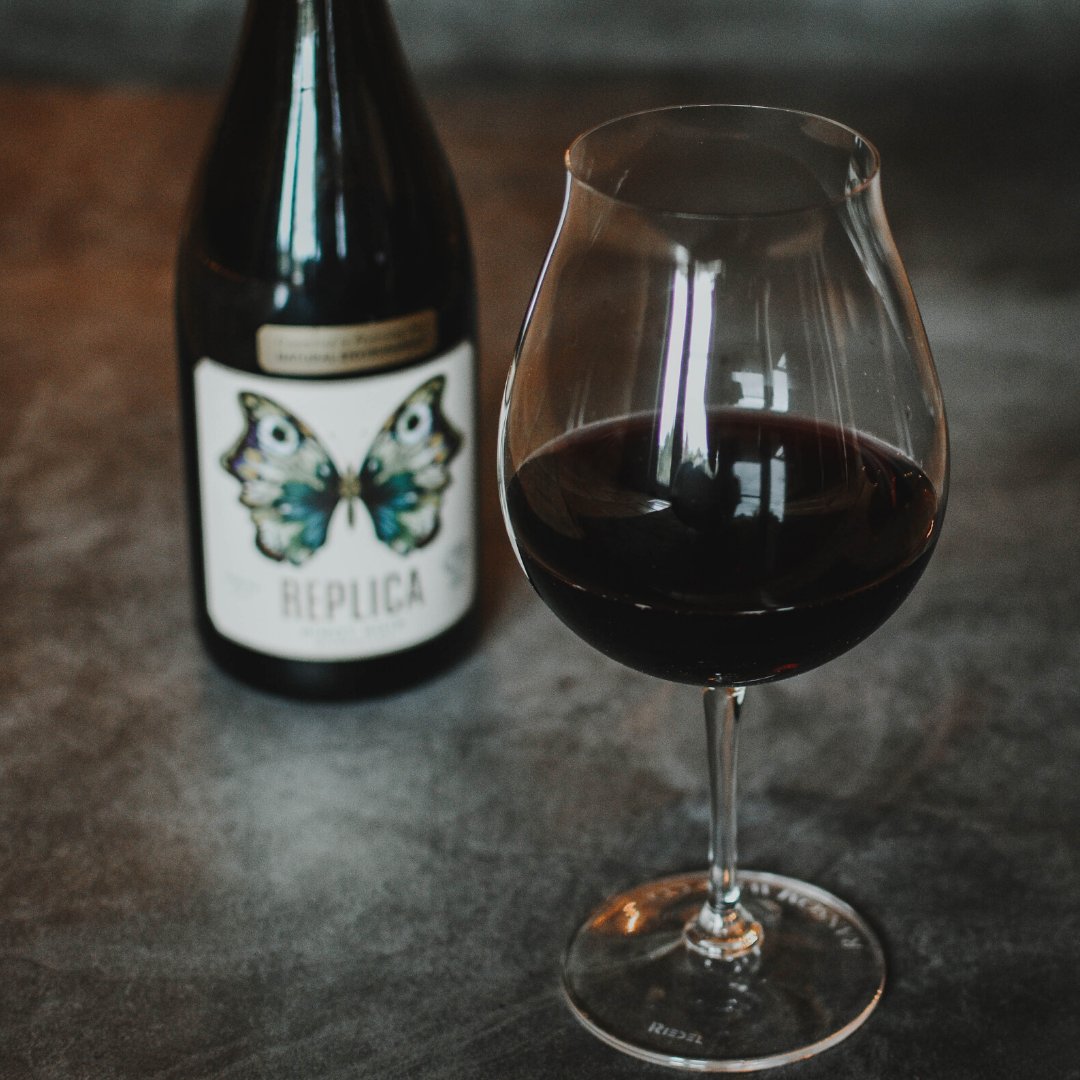 Replica Wine tweet media