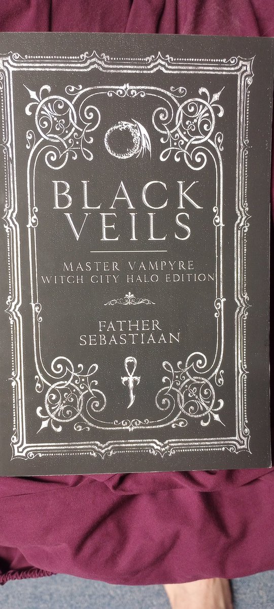chrisdsav's tweet photo. Going to be at the Vampire Ball in Glouster Massachusetts tomorrow at Hawthorne Castle never been can't wait.
@FatherSeb @vampfangs #vampfangs #Vampire #vamps https://t.co/GssIlKzEgw