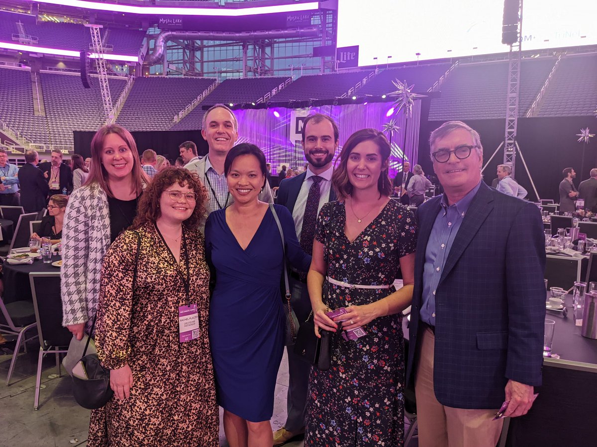 Energizing night at <a href="/MedicalAlley/">Medical Alley</a> Annual Dinner, celebrating a vibrant ecosystem for healthcare innovation (500K jobs and 1K companies based in MN!) Great night w/ <a href="/GreaterMSP/">GREATER MSP</a> <a href="/DelfinaCare/">Delfina</a> <a href="/GrooveCap/">Groove Capital</a>