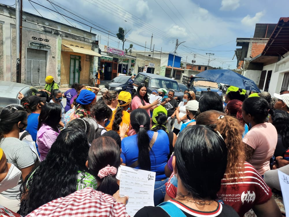Municipio Libertador  Encuentro con el Frente Fernanda Bolaños, el Congreso Venezolano de mujeres permite que  las mujeres de todos los sectores aporten propuestas.