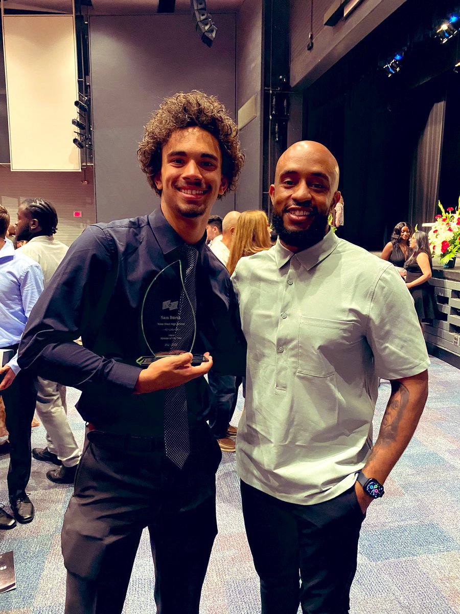 nwphysical's tweet photo. The true definition of leadership! I’ll miss these two but I’m happy that I was able to spend time as their Teacher and send them off properly. https://t.co/1N6ETz9zYi