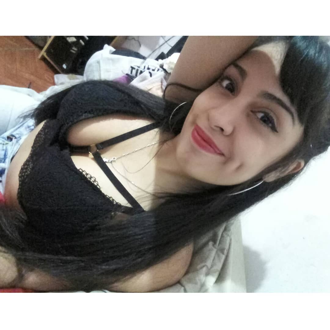 Larissavipz's tweet image. Oiie 🙈