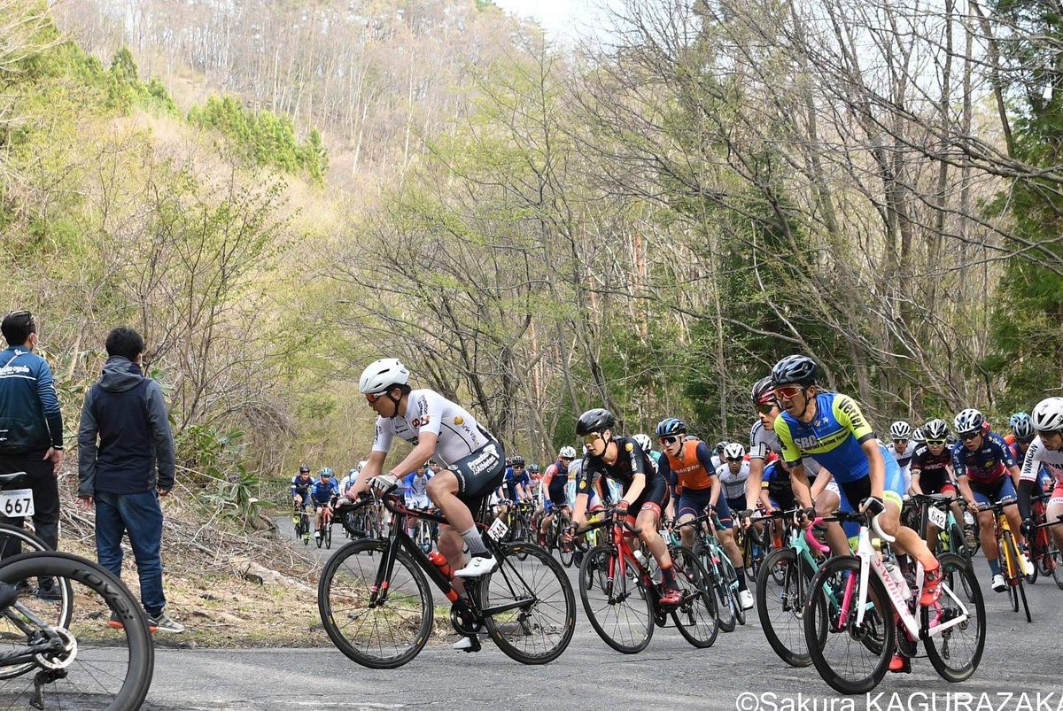 CyclingGirasole's tweet photo. 今週末に行われるJBCF大磯クリテリウムの出場メンバーをお知らせします📣
どの選手にも注目ですが、きらら浜E2-2位の本田選手や群馬E3-7位の永井選手は昇格後初のレースということで、非常に注目です❗️
また、Yクラスタに小川選手が初出場!
こちらも注目です❗️
Photo by @Passo_no_yome https://t.co/YmOkd2EUPm