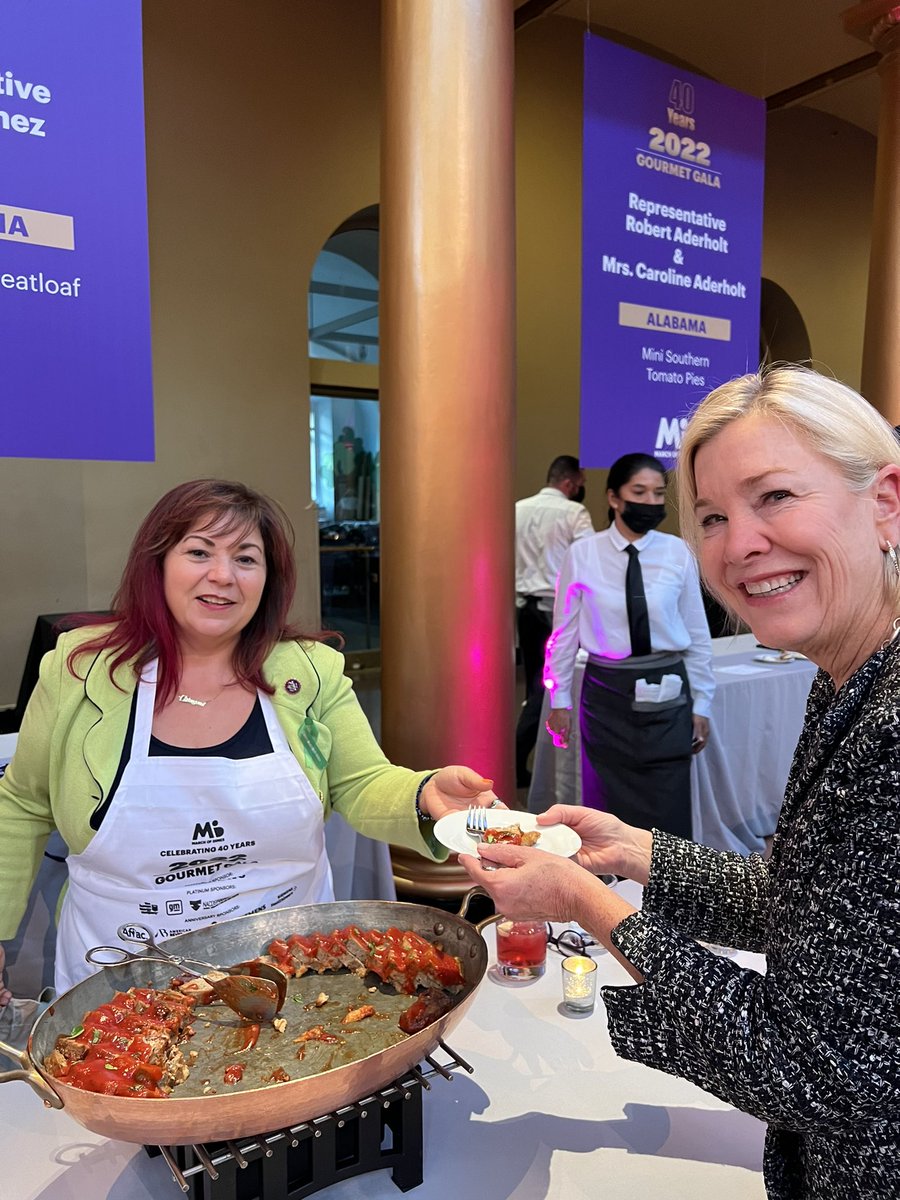 sueschick's tweet photo. As a national trustee of @MarchofDimes it was great to see strong bipartisan support for healthier moms &amp; babies at the Annual #GourmetGala, featuring a Congressional cook-off.   @Humana thanks all the cooks &amp; supporters! @RepLindaSanchez @SenBobCasey @SenRandPaul @SenRickScott https://t.co/EGlW49Kq71
