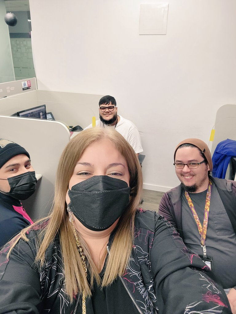 Awesomeness together💣.  These are some of our ⭐️🌟⭐️🌟⭐️🌟⭐️🌟 Team of Experts!!🥰😍🤩 <a href="/TMobilePR/">T-Mobile Puerto Rico</a>