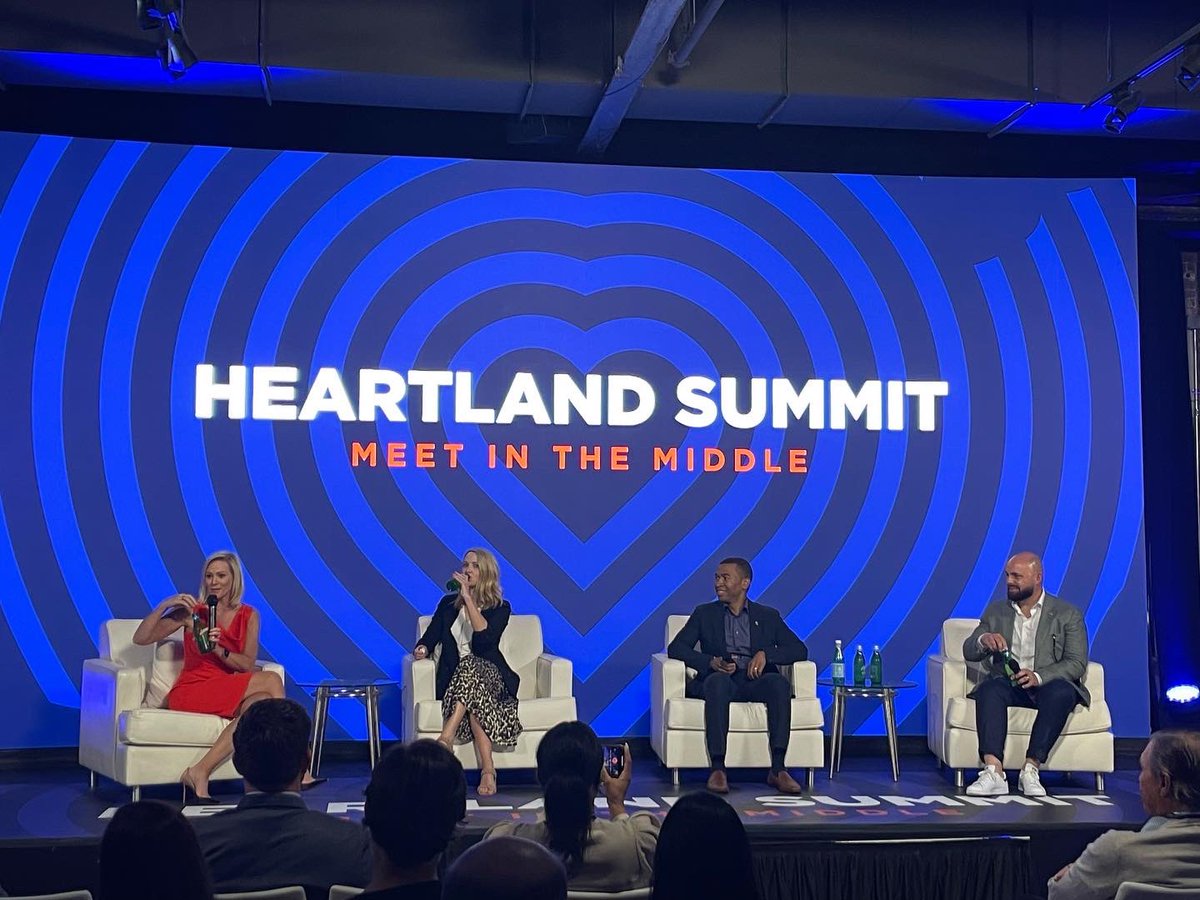 Hello Bentonville &amp; <a href="/MayorEllis/">Mayor Friday Ellis</a> <a href="/stevenlouisreed/">Steven L Reed</a> <a href="/MayorMattie/">Mayor Mattie Parker</a>. A new generation of leadership is here @heartlandfwd stepping up to serve, bringing fresh ideas for innovation, investment, entrepreneurship and 21st century skills &amp; jobs to the #HeartlandSummit2022 #MeetInTheMiddle