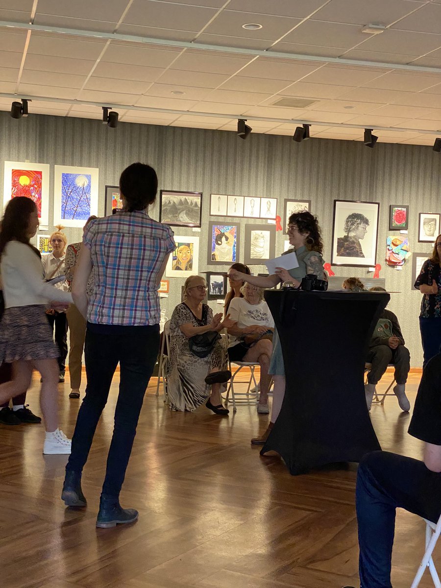 MrDummArt's tweet photo. Senior Andie McCullough received an award for her acrylic painting on alternative medium at tonight’s Greater Johnstown Young Artist Exhibit opening reception. #WeAreCC https://t.co/pT6K6e6y00