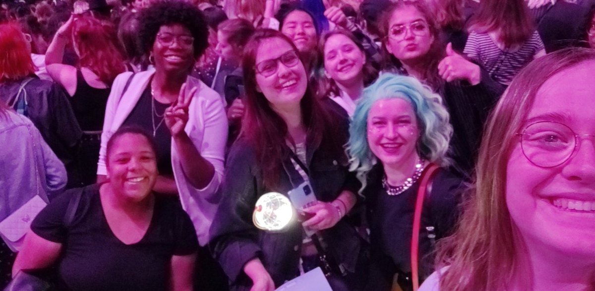 bean 🌺 tweet media