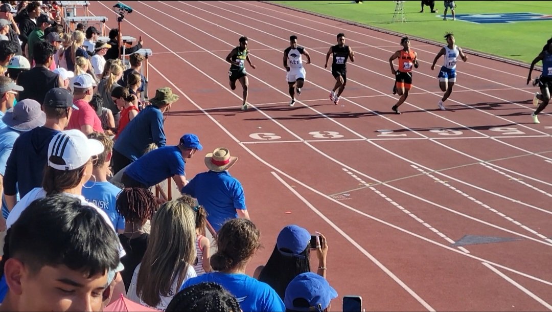 BenbrookTrack's tweet photo. Super proud of Justin and his junior season.  He had to battle back from an injury at District to qualify for State.  He finished the year with a 6th place finish in the 100m Dash and a PR and new School Record 10.59 seconds! @FWISDAthletics @BenbrookBobcats https://t.co/vG0iWWmO4X