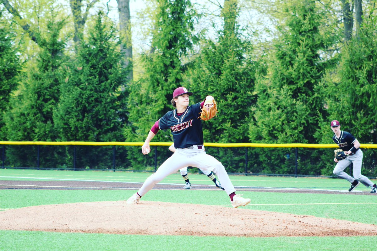 Wes Hellings steps up big in a 3-1 win over Elizabeth.  Wes went 6 2/3 innings with 5Ks.  Next game at Elizabeth in the First Round of the Union County Tournament.
Today’s results:  Frosh 3-1 win, JV 17-1 winner. <a href="/ADSummitNJ/">Summit Athletics</a>