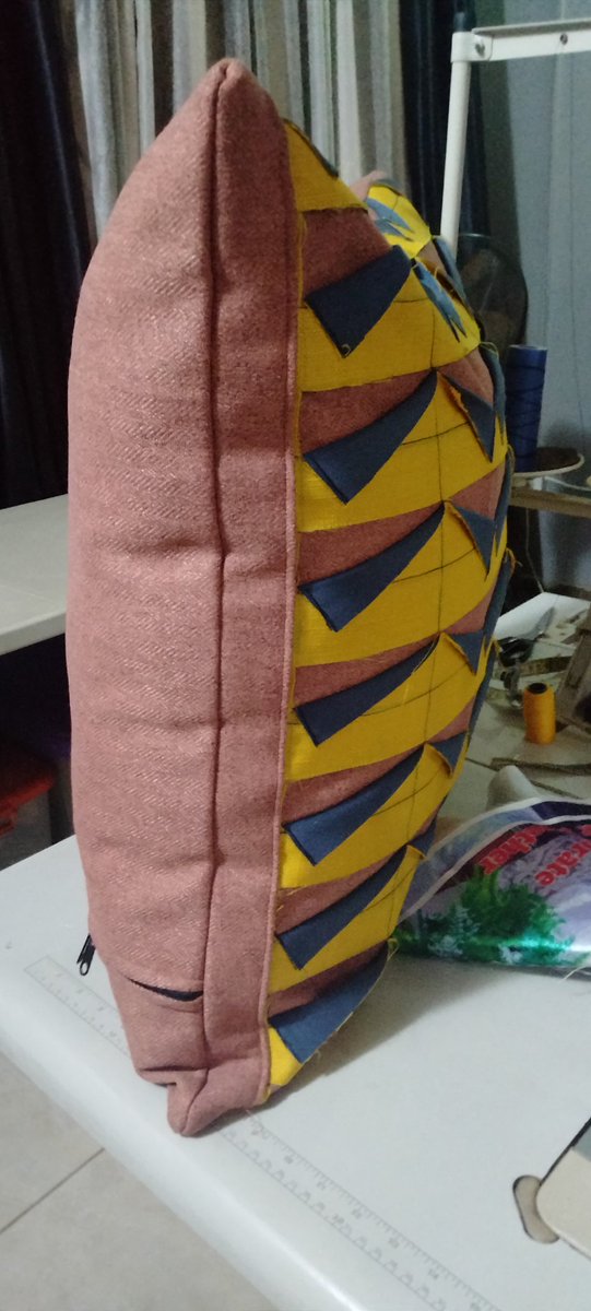 livingRedDY's tweet image. When my emotional and mental health is stable, my creativity sets in.

Doughcutspillows✂️🧵🪡

#MentalHealthAwareness
#traumainformedcoach
#calmparenting
#abujapillowmaker