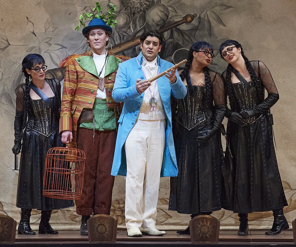 Aesthetic_Mag's tweet photo. Review: Canadian Opera Company’s “The Magic Flute” is a Magically Delightful Fairytale. #opera #toronto #COCFlute https://t.co/mianQrb6VD https://t.co/xKpX1bdLn3