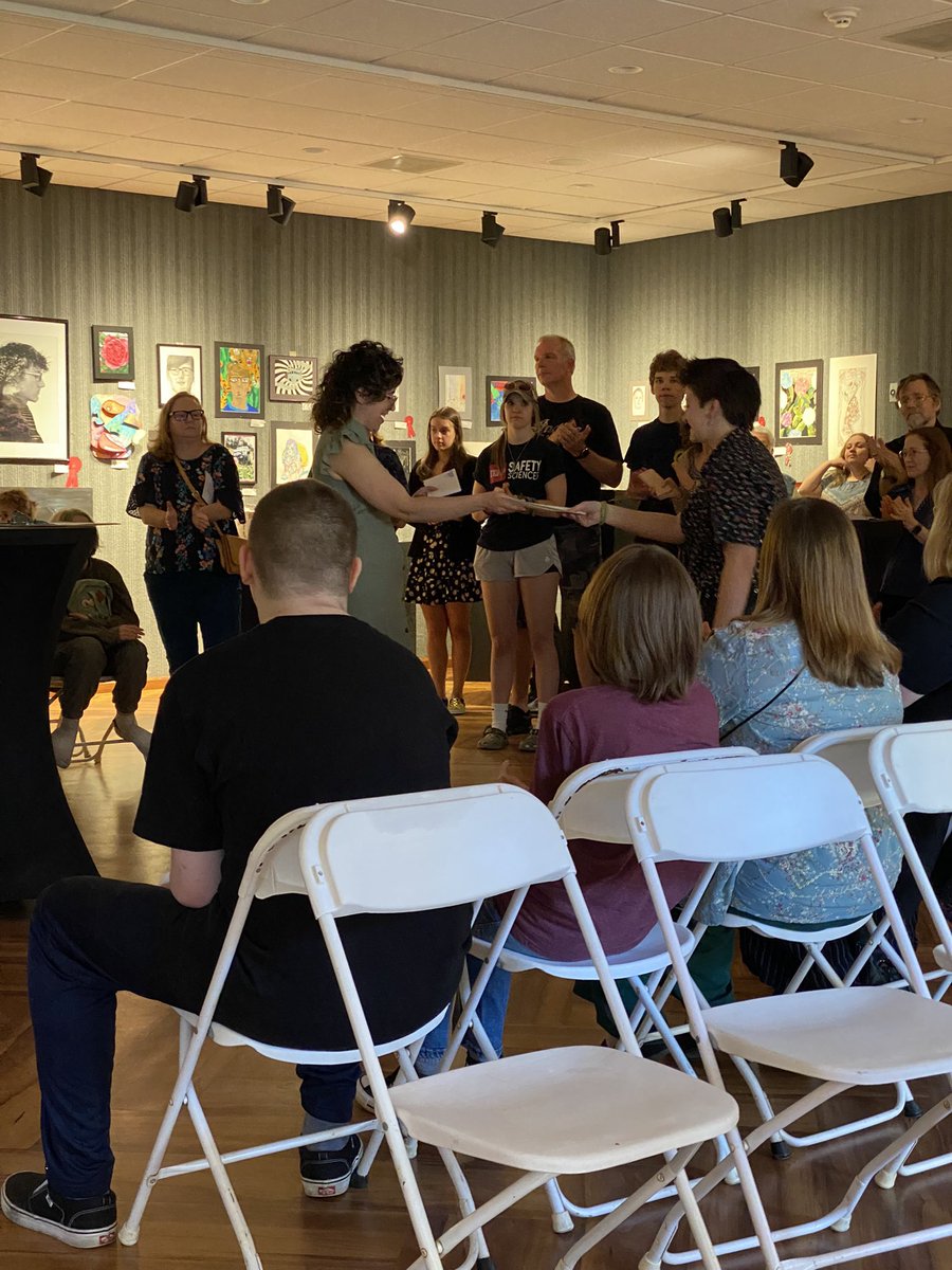 MrDummArt's tweet photo. Junior Jay Grata received an award for a 3D mixed media sculpture at tonight’s Greater Johnstown Young Artists Exhibit opening reception. Jay also received a “Volunteer’s Choice” award. #WeAreCC https://t.co/lDGFVl5tj6