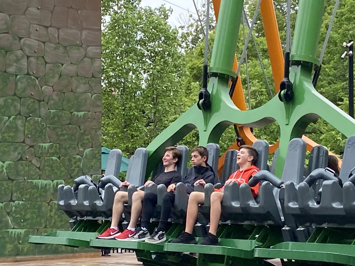 sciencediva00's tweet photo. #RNRDCTrip2022 @KCS_Robinson Students have had a full day at Jamestown and Busch Gardens! https://t.co/5GeNk4HVk3