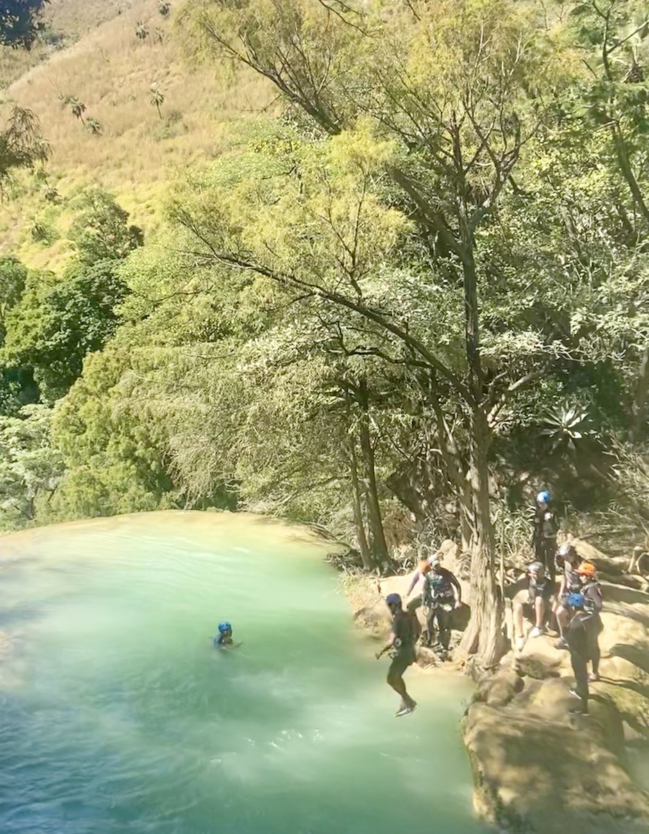 SuzanneMorphet's tweet photo. Reading this story again reminds me how much fun I had in Chiapas, Mexico #ATMEX #Chiapas #outdooradventure #Mexico #canyoning #rappelling #adventure @ATMEX_Official https://t.co/RypQuHMxqX