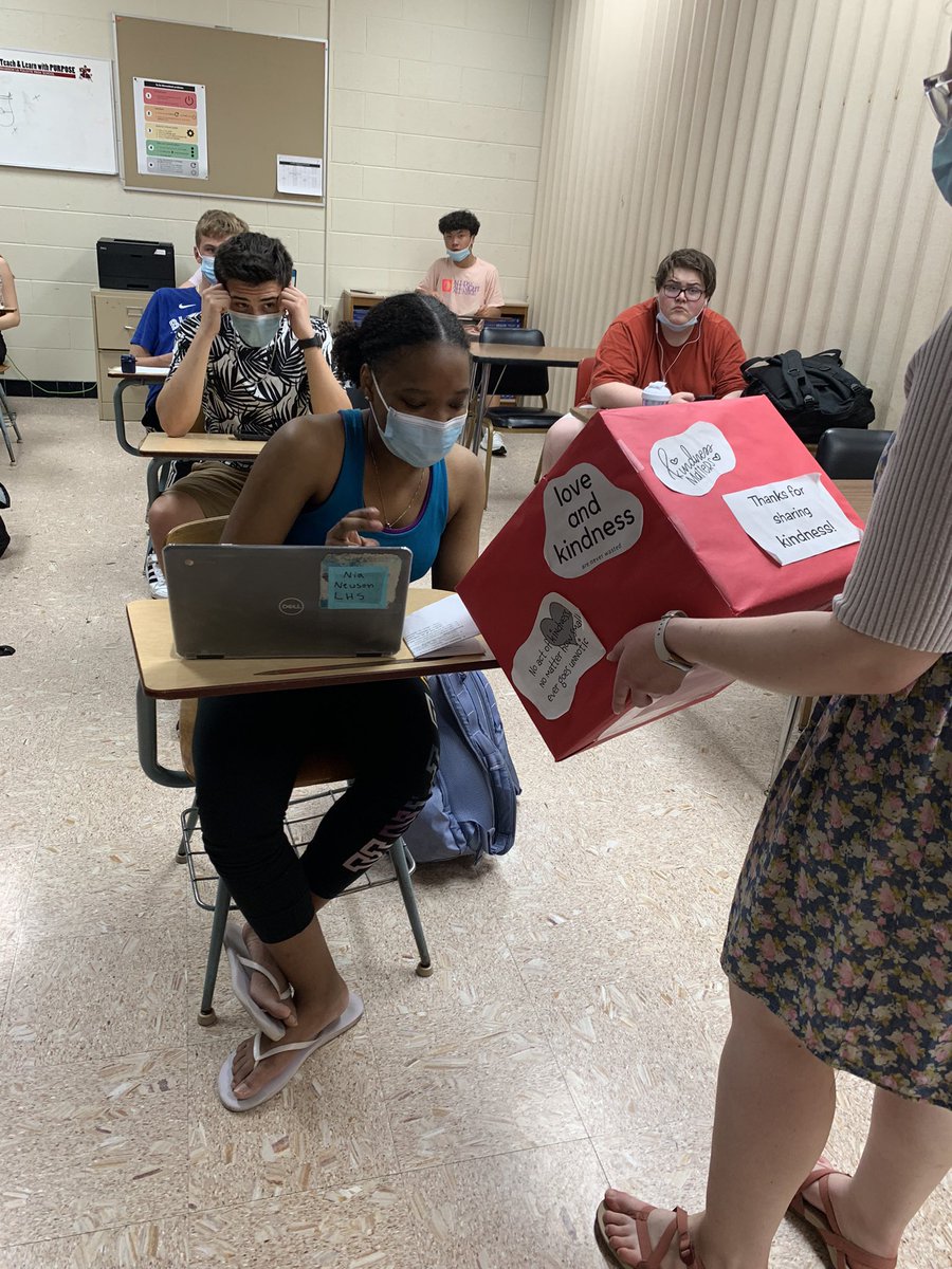 Love rewarding <a href="/LHS_Lancers/">La Follette High School</a> that have shared kindness!  Keep it going, keep kindness growing! #WeAreLaFollette #KindnessMatters