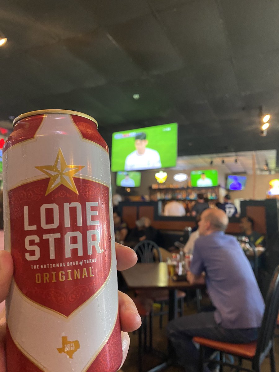 harvey1210's tweet photo. @AustinSpurs Texan beer and a massive win. Was a good day 🤠 https://t.co/H3y5iRLAnV