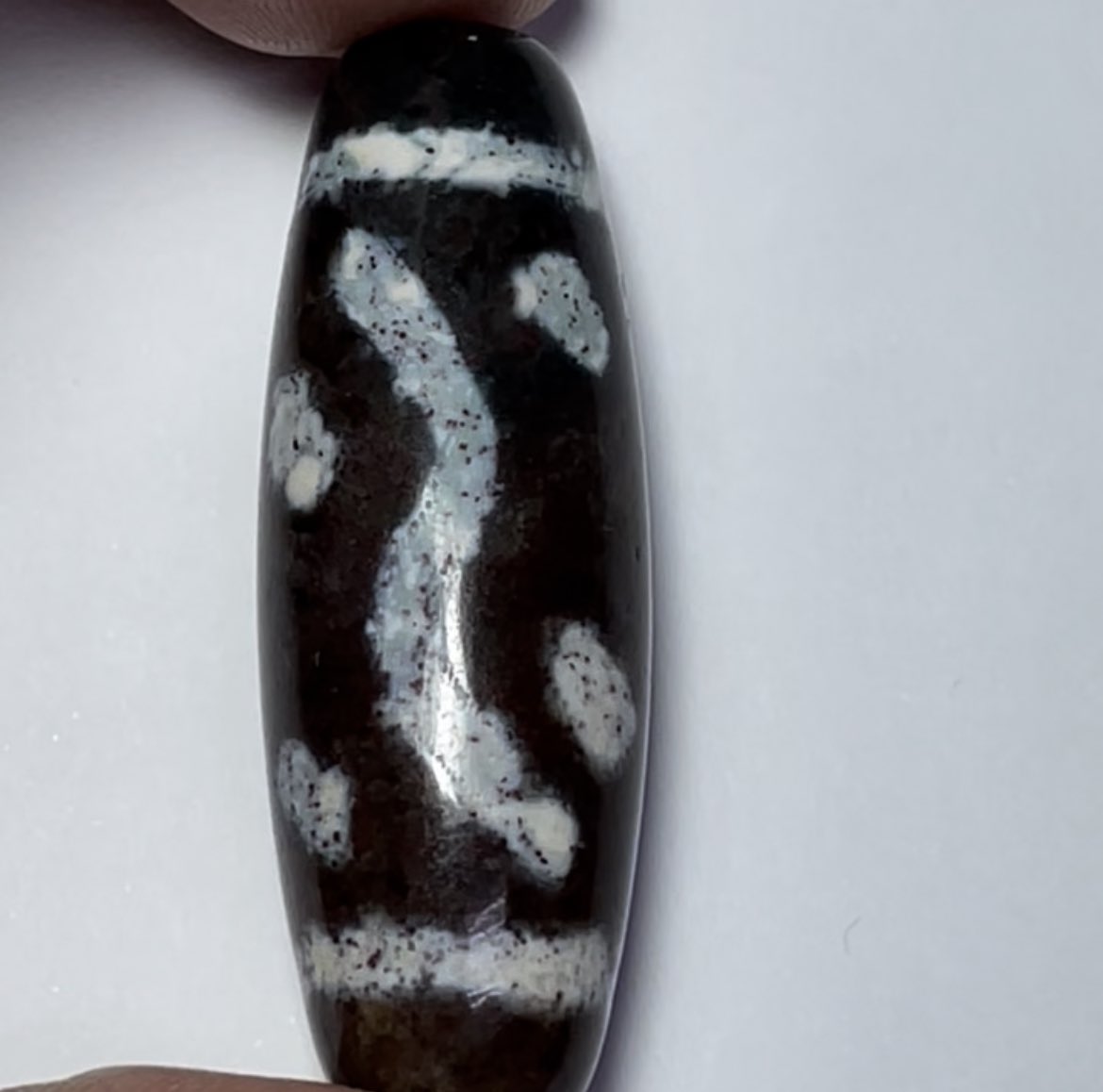 紋様不明 謎の天珠 天珠とはl天珠 朱砂天珠はOVER-9