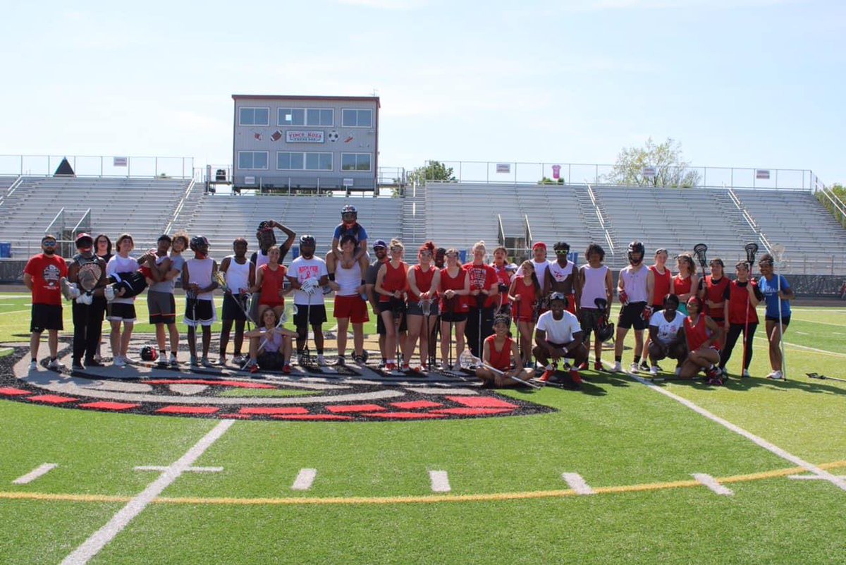 LimaSeniorLAX's tweet photo. Today we played our annual Girls V Boys Program Scrimmage. Boys used girls sticks, girls used boys sticks, coaches became officials &amp; of course our favorite AT Brie was on site (and a photographer). This is one of the most loved program traditions &amp; always a good time ‼️🥍💪🏼 https://t.co/OMs93Qkdwg