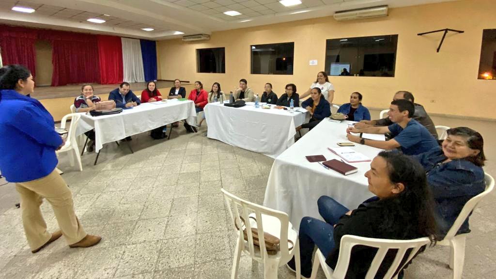 Sinafocal's tweet photo. 📸 | El @SINAFOCAL, a través del Registro de Institutos de Formación y Capacitación Laboral (#REIFOCAL) viene desarrollando el curso de ‘Itinerario Formativo del Instructor, Nivel 3’ que se imparte en la ciudad de Villarrica, departamento de Guairá. https://t.co/yzRh7SH93l