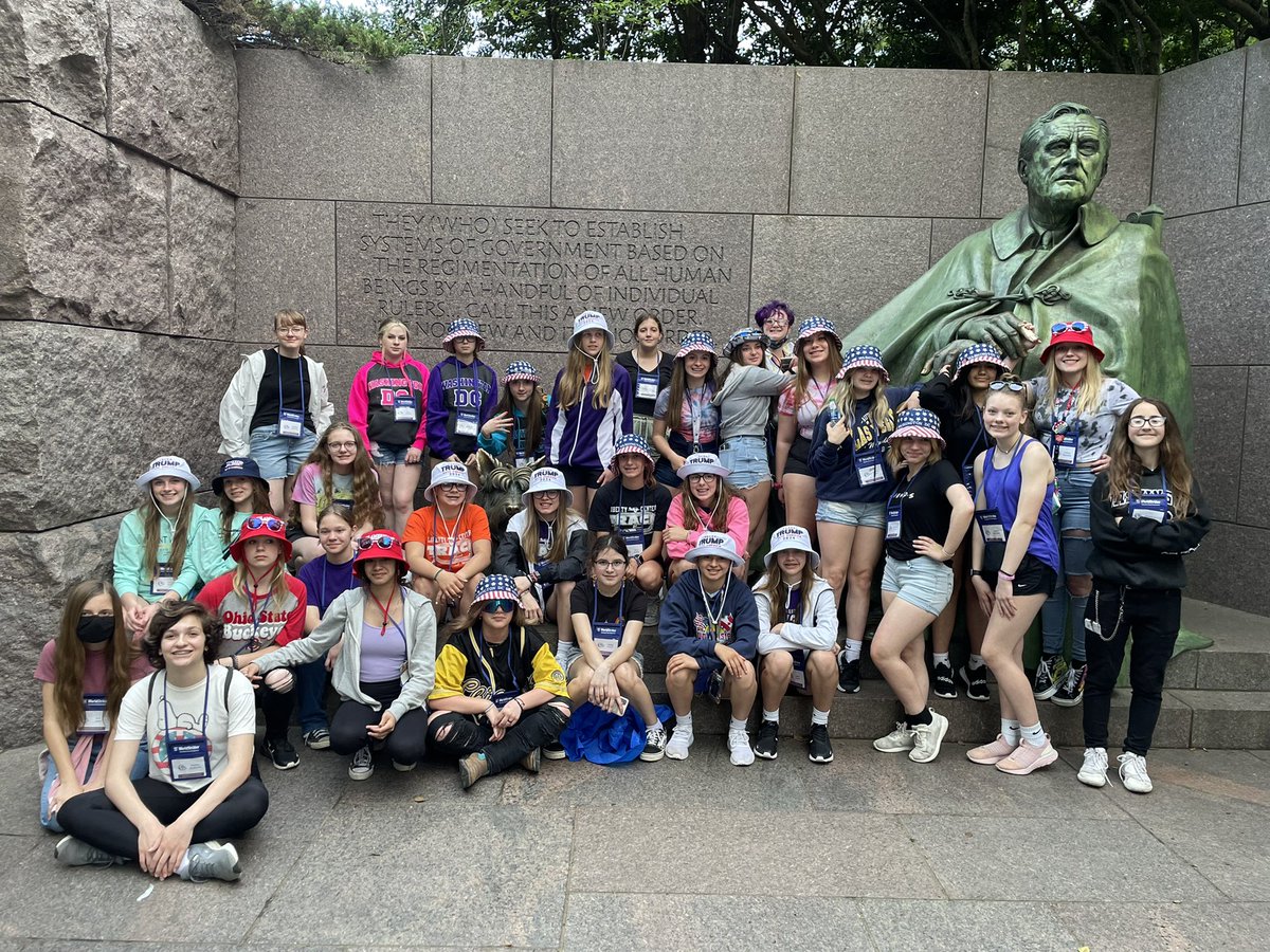 letch116's tweet photo. Day 1 - DC! @SwantonMS @SMS8inDC what an awesome day and amazing experience! https://t.co/6qjjQm3tfs
