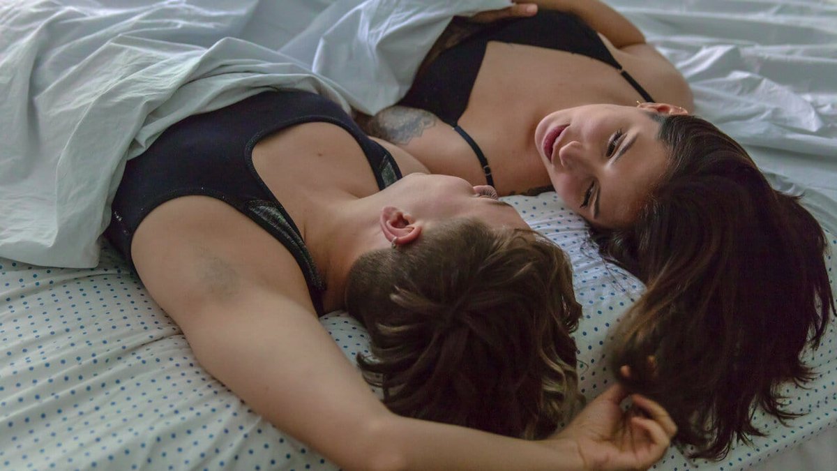 A7eptimo's tweet photo. Esclarece la importancia del erotismo y sexualidad femenina de manera informativa, innovadora y relevante.

#ThePrinciplesOfPleasure (2022). Directora #NiharikaDesai.

Reseña aquí: https://t.co/X8UvP798pf https://t.co/14XsZPysIf