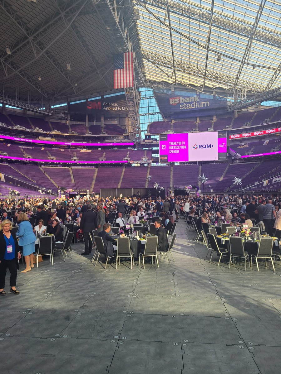 MayoInvents's tweet photo. .@MayoClinic is honored to be at @MedicalAlley's Annual Dinner tonight celebrating #healthcare innovation, transformation &amp; collaboration 🙌 https://t.co/vzG28zkpGk