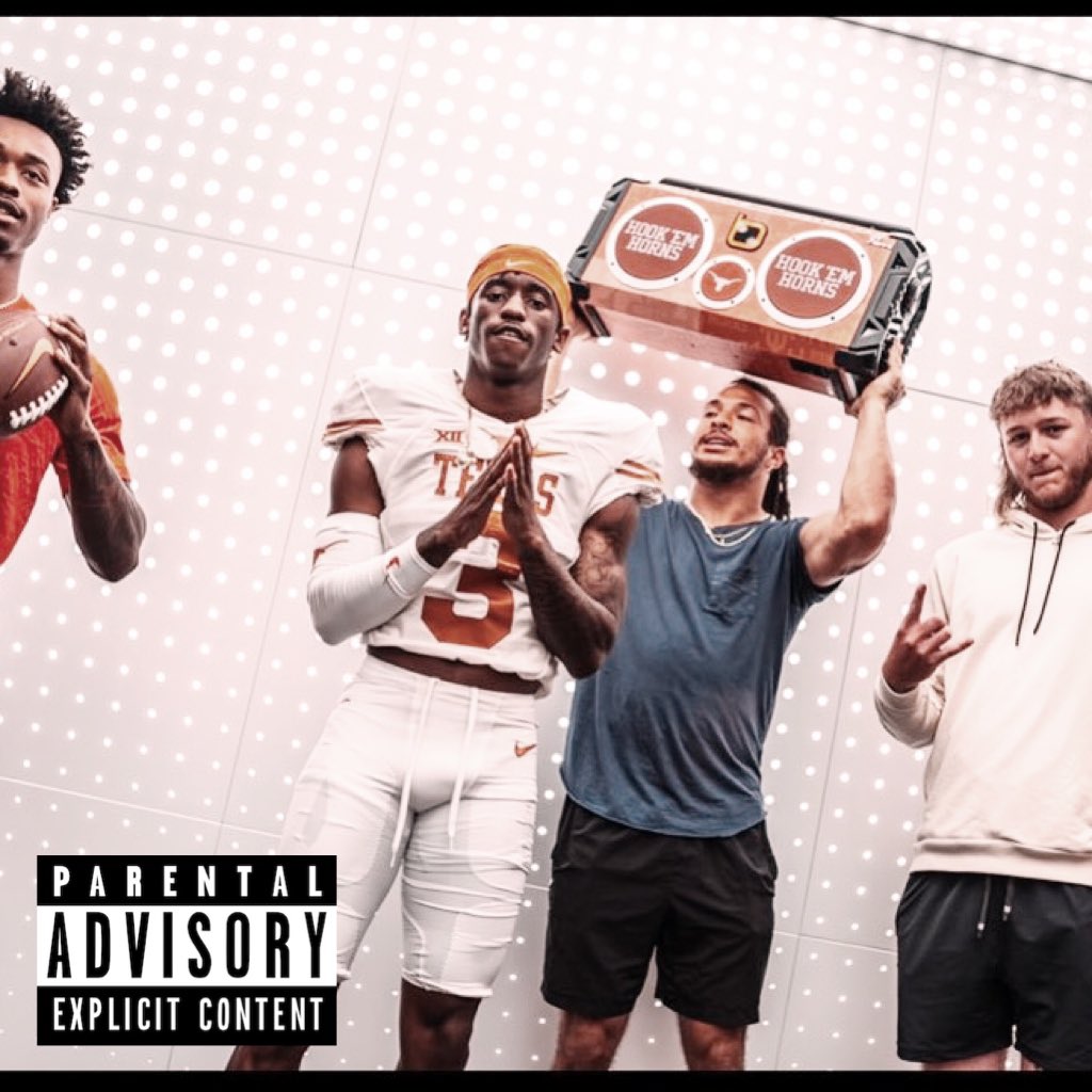 FSmLQ_nX0AESbpo?format=jpg&name=medium