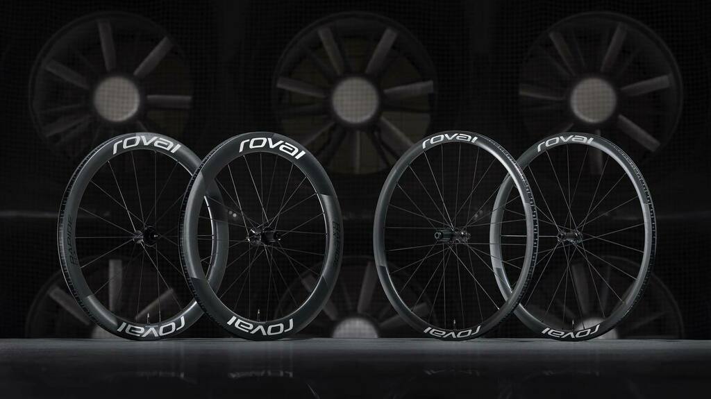 BikeSociety's tweet photo. All-New Roval Rapide CLX II &amp; Alpinist CLX II 🔥Now Tubeless-Ready🔥

Available Now! In-Store &amp; On-Line

#bikesociety #roval
#specialized #sworks #roadcycling #cycling https://t.co/Ivxye7M8Ks https://t.co/2jKezGeY0E