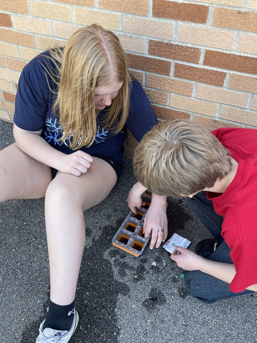 Today, 7th grade exploratory took advantage of the nice weather to plant their seeds outside! #huskyNProud
