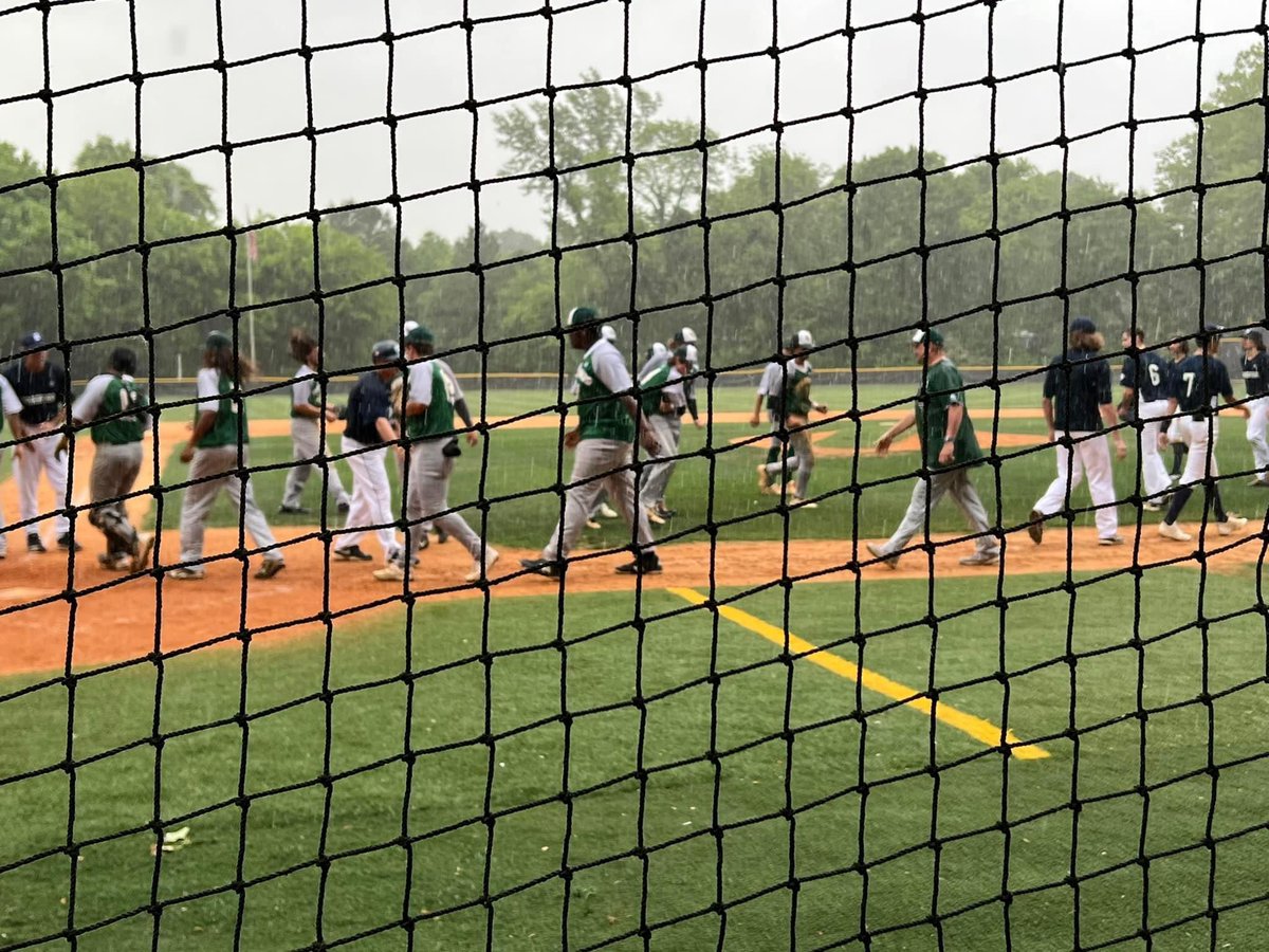 ER_CatsBaseball's tweet photo. Your Cats win 10-0, down in Concord, against #7 seed Bradford Prep! On to round 3! 

Thank you @SportsToneNet for being there to cover the game!

#GoCats #Beyond7 https://t.co/eb8WX1vnzT