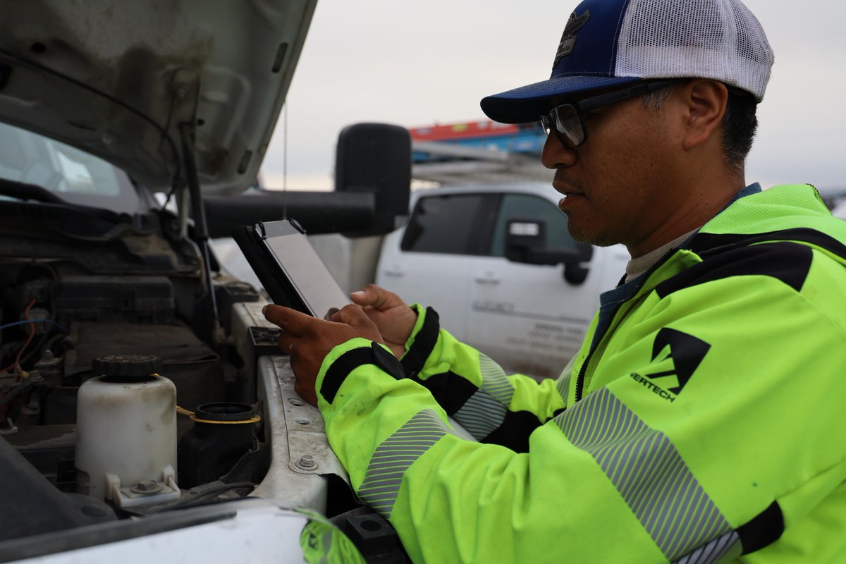 ontivitygroup's tweet photo. The “International Road Check” is a 72-hour high-visibility, high-volume commercial motor vehicle inspection and enforcement initiative. International Road Check Dates are May 17-19! This week’s #safetytopic covers a few tips on proper truck inspections. 

Maintain accurate d... https://t.co/MXAsh7VRWM